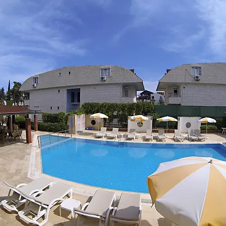 Hotel Armas Park