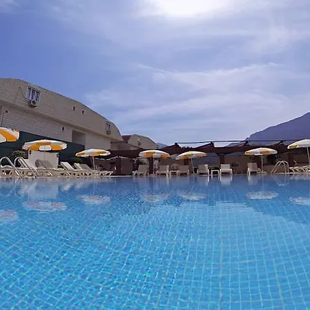 Armas Park Hotel